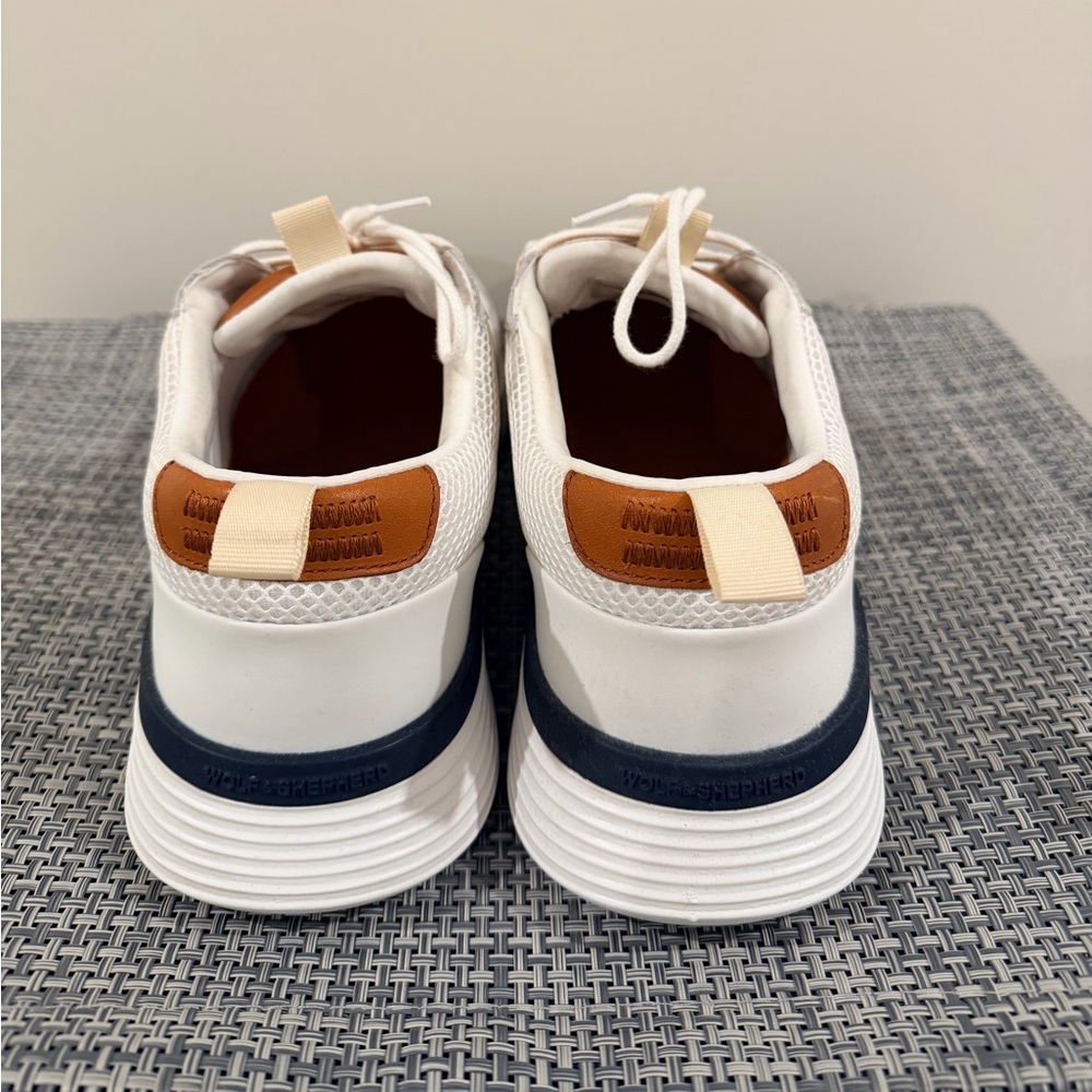 Wolf & Shepard Crossover Victory Sneaker - Picture 3 of 5